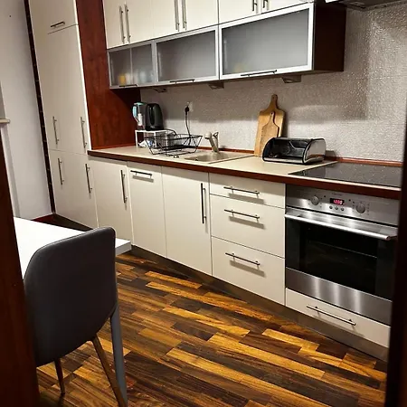 Uroczy W Miasteczku Wilanów Apartament