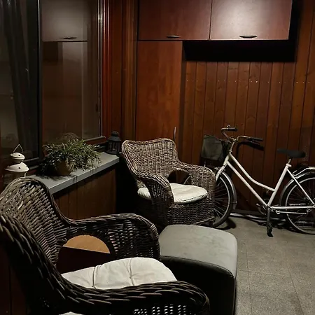 Apartament Uroczy W Miasteczku Wilanów *